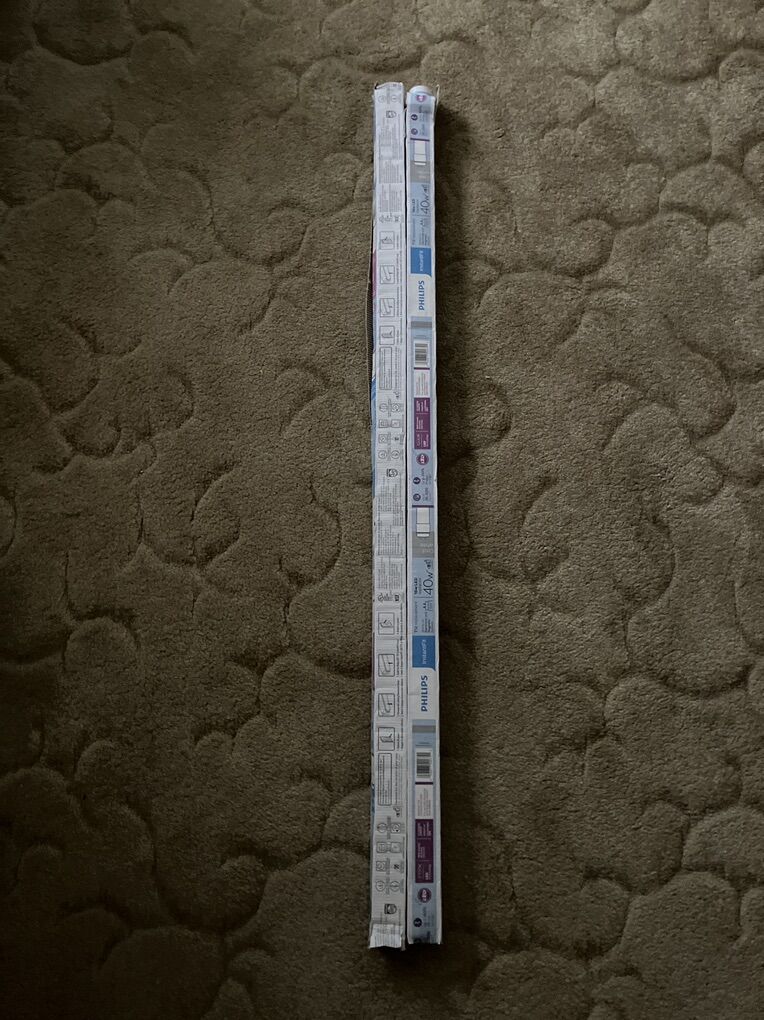 New LED Philips T12 16W 4' Fluorescent Replacement