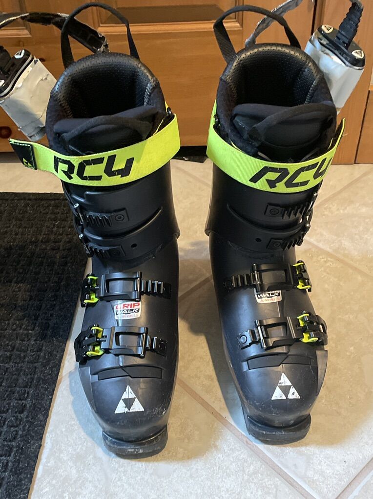Fischer RC4 Curv One Boots
