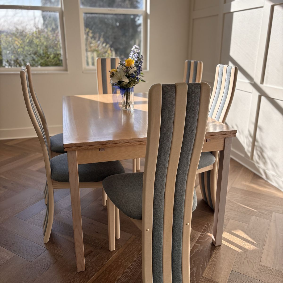 Super Cool Danish Møbler Dining Set