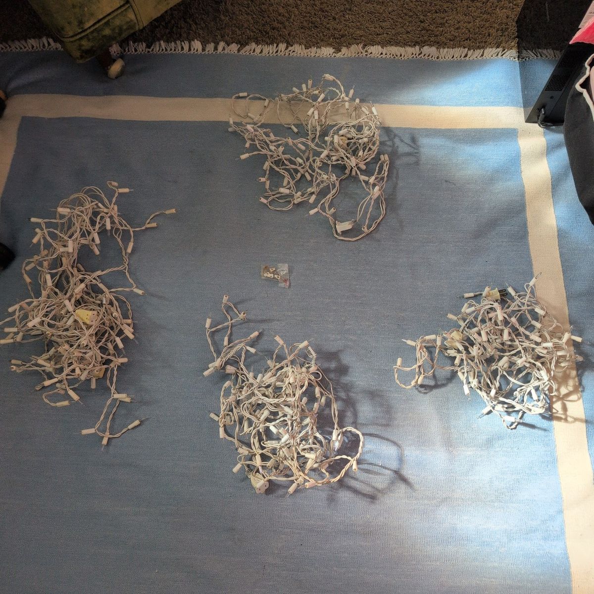 4 Christmas light stands