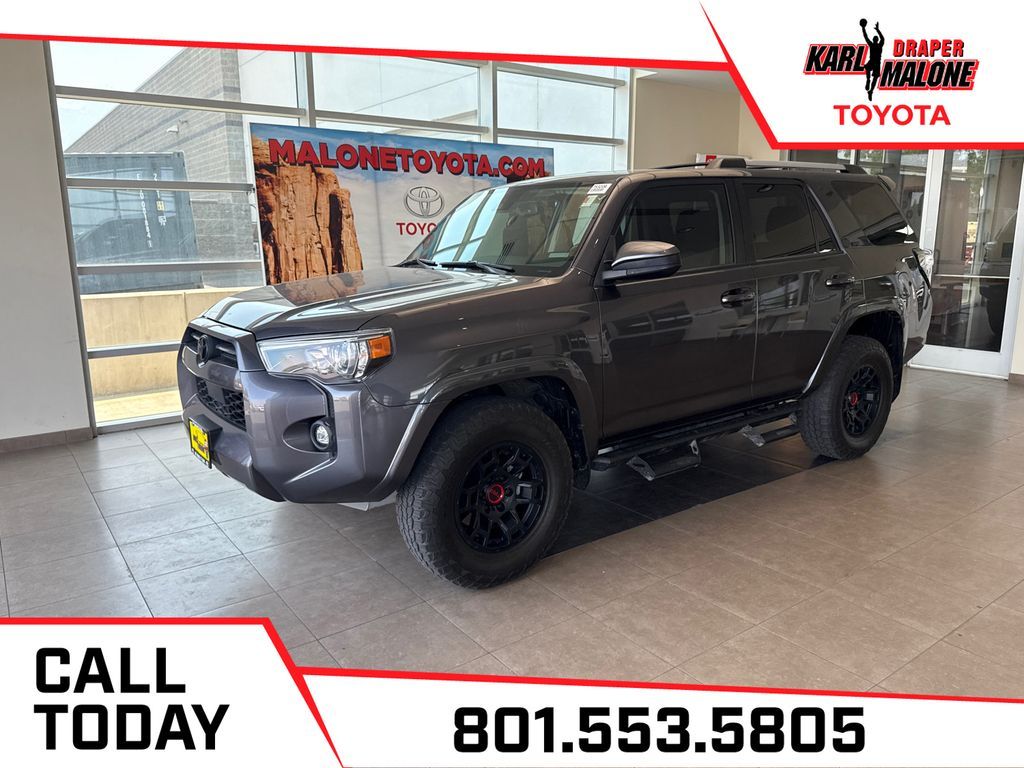 2022 Toyota 4Runner SR5