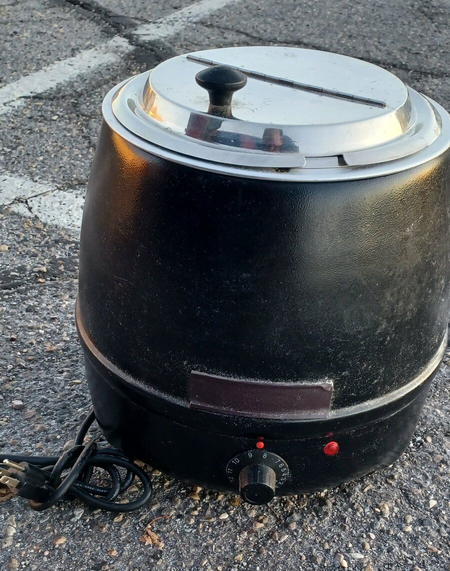 Winco Electric Soup Kettle