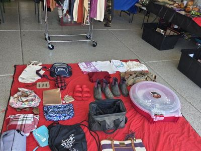 garage sale everything 4/$1