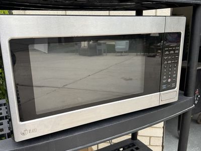 LG 2.0 cu microwave