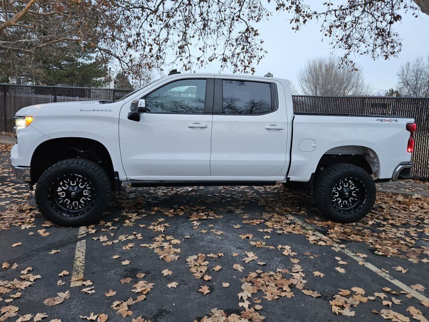 CHEVY / GMC Tires and Wheels