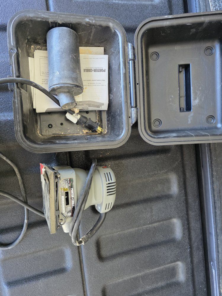 PORTER-CABLE Model 340 120V 2.0A 14,000 OPM Palm Sander with Case