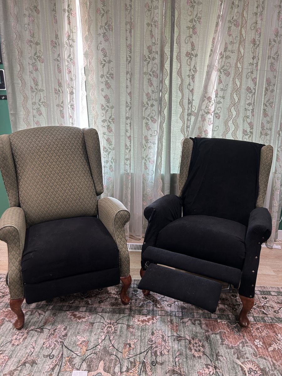 Recliners 2 with covers 