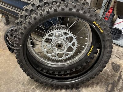 Gasgas 19 rear wheel and new front tire