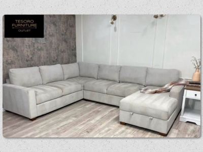 THOMASVILLE GLENN SECTIONAL SPRING SALE