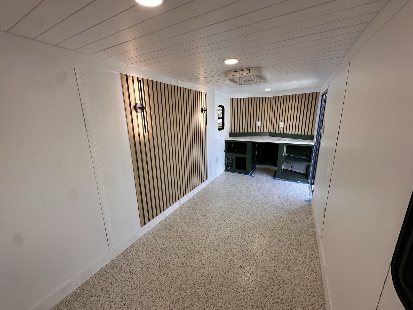 7X16 Office Space (Mobile)