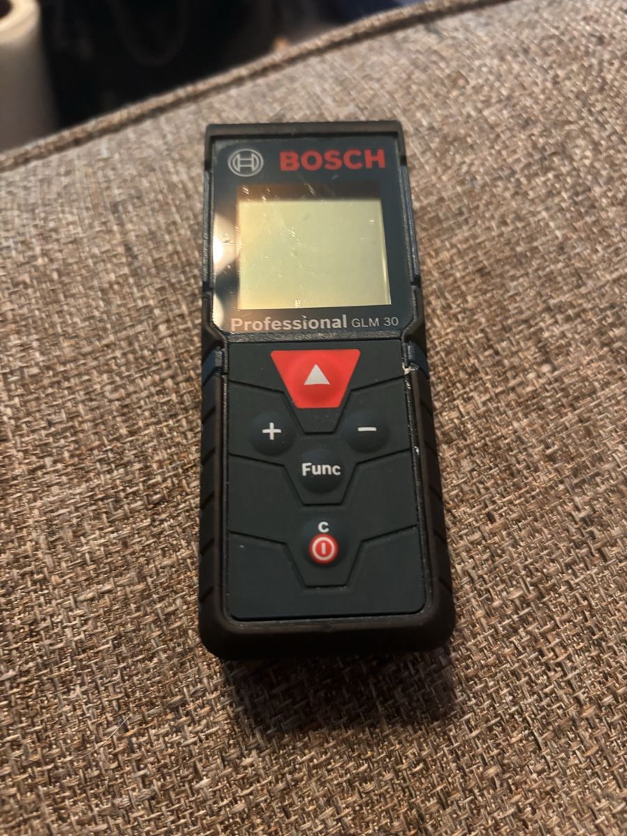 Like new Bosch professional glm 30 laser distance measuring tool