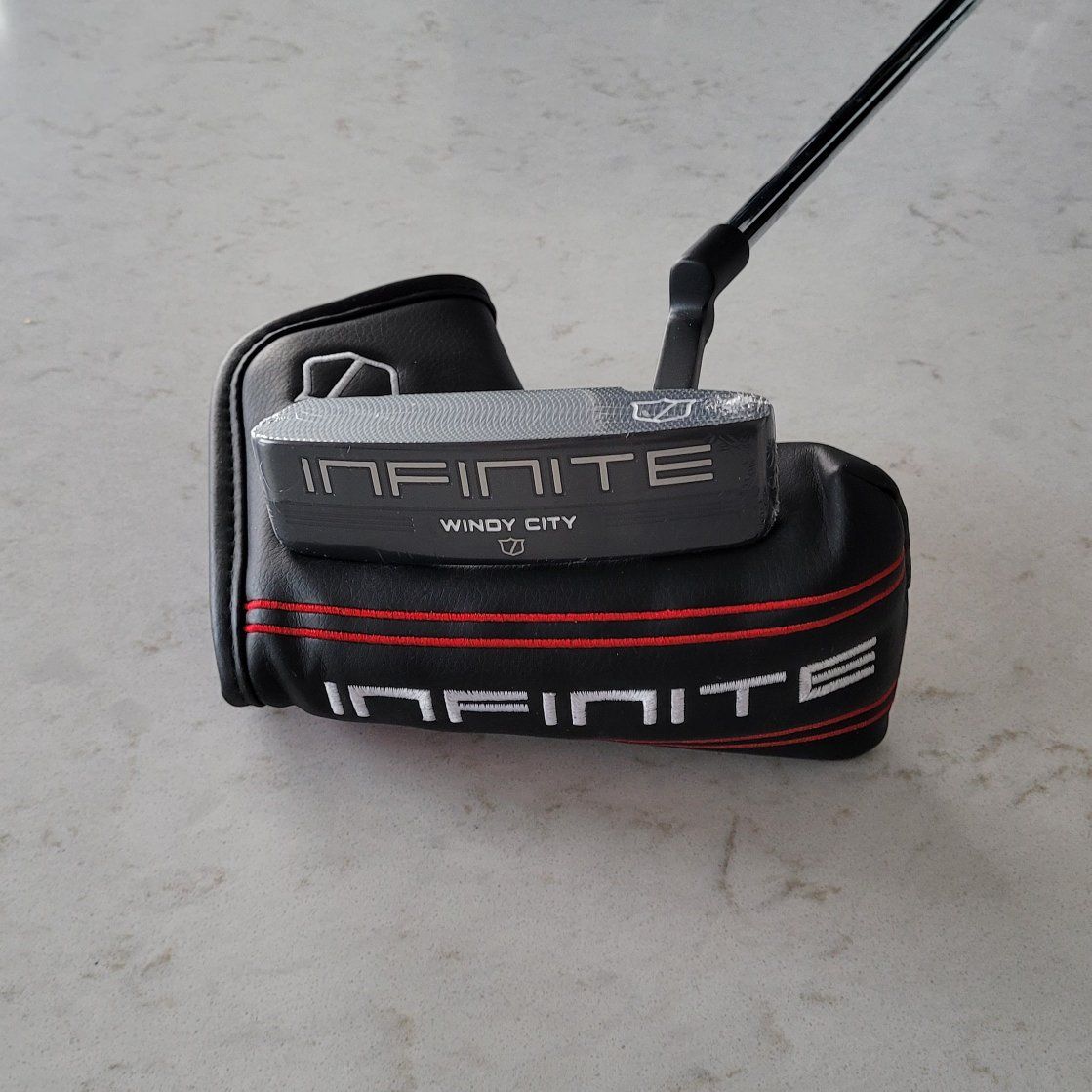 NEW-Wilson Windy City Infinite Putter 35 in