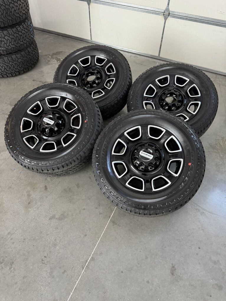 NEW 2025 F350 Platinum Plus OEM Wheels/ 275/65/20