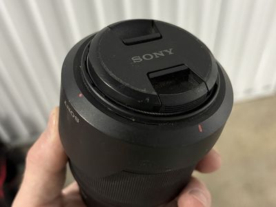 Sony FE 3.5-5.6/28-70 OSS Zoom Lens for Mirrorless Cameras