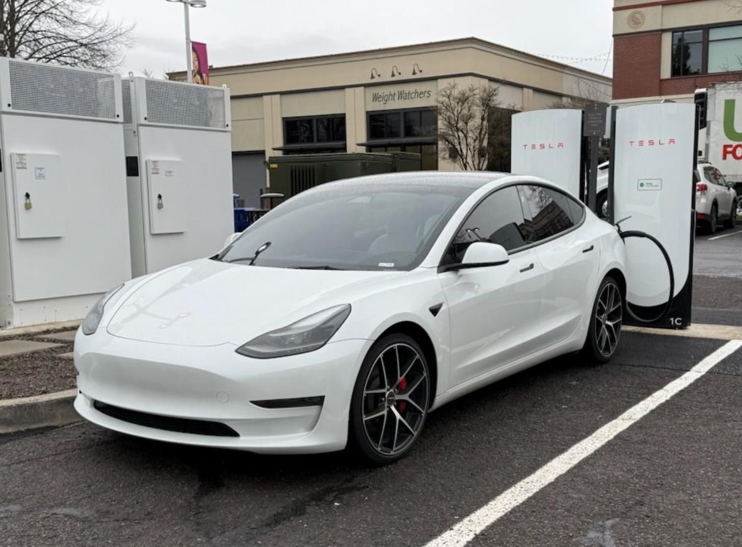 2023 Tesla Model 3 Performance
