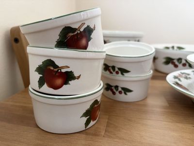 Vintage Hearthside Garden Festival Dinnerware Set - Apples & Berries Pattern