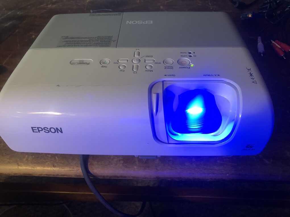 Epson PowerLite S5 Multimedia Projector