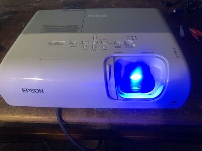 Epson PowerLite S5 Multimedia Projector