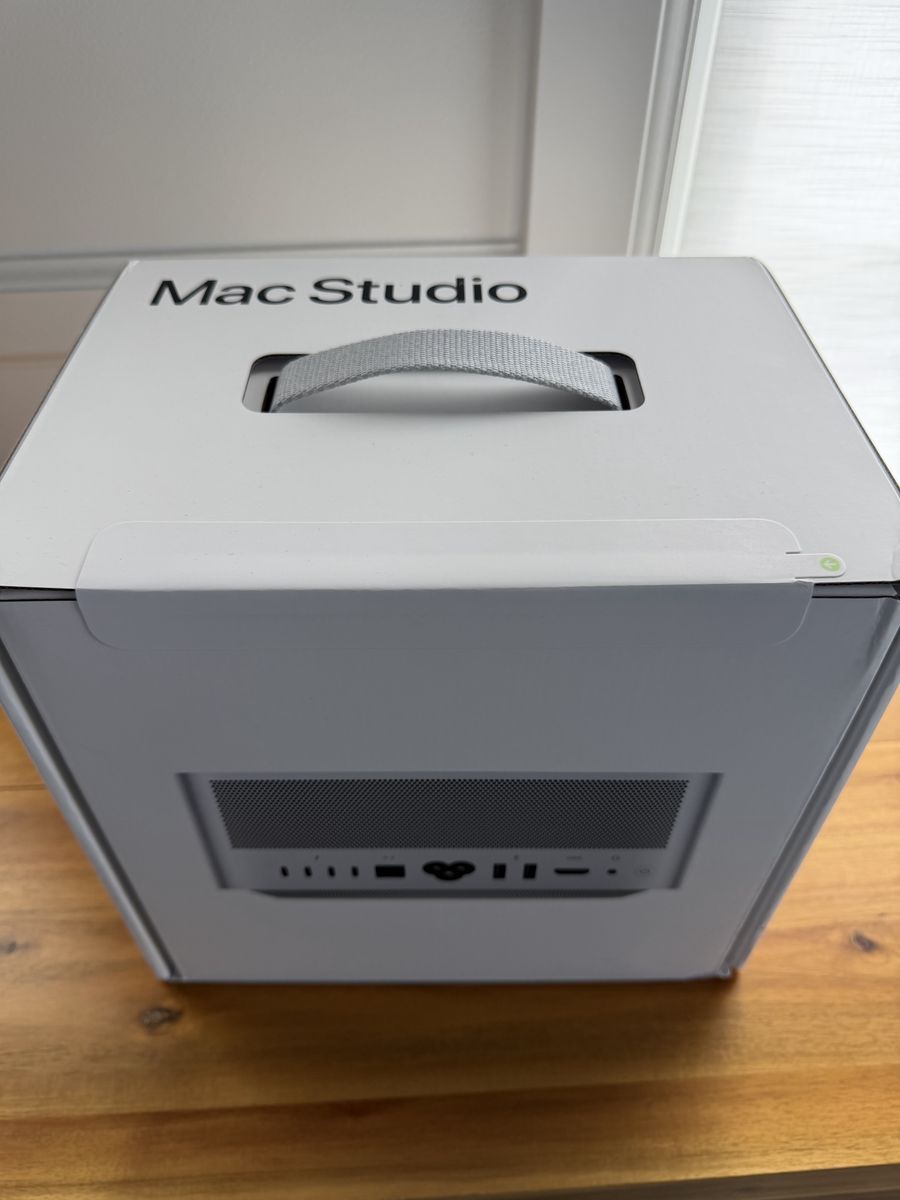 Apple Mac Studio M3 Ultra 32-Core CPU 80-Core GPU 96GB RAM 2TB SSD - New in Unopened Box
