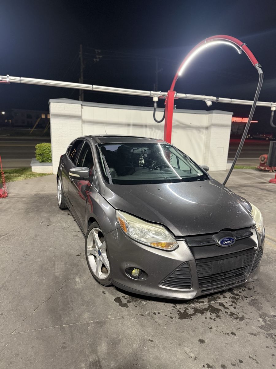 2012 FORD FOCUS Titanium