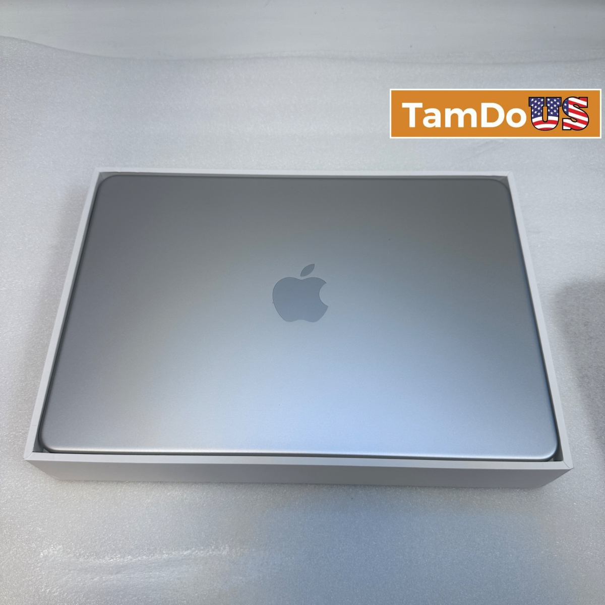 Macbook Neo (13-inch, A18 Pro) 5-Core GPU, 8GB, 512GB SSD, Silver