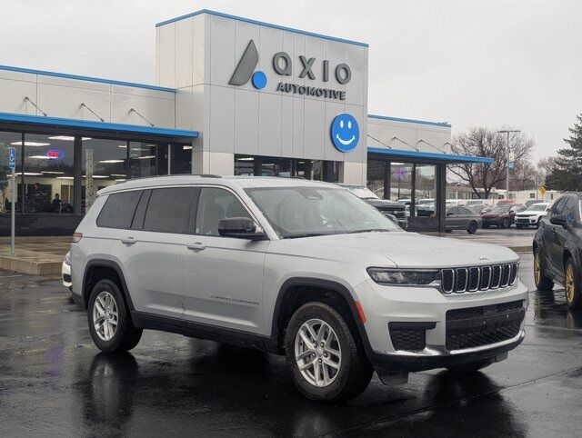 2023 JEEP GRAND CHEROKEE Laredo