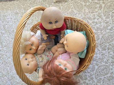 Vintage Cabbage Patch Dolls. $125 for all! Pick up