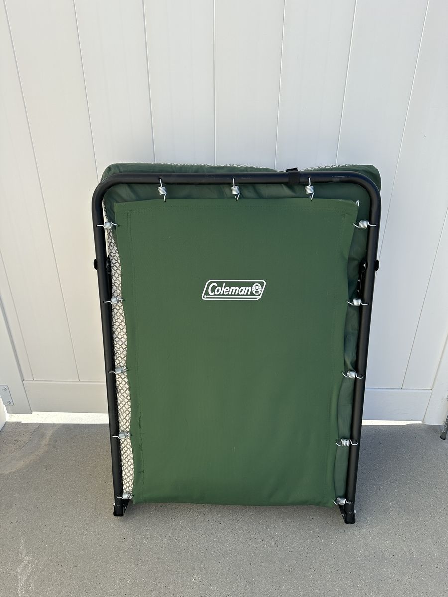 Portable / Coleman Comfortable Camping Cot/ Pad