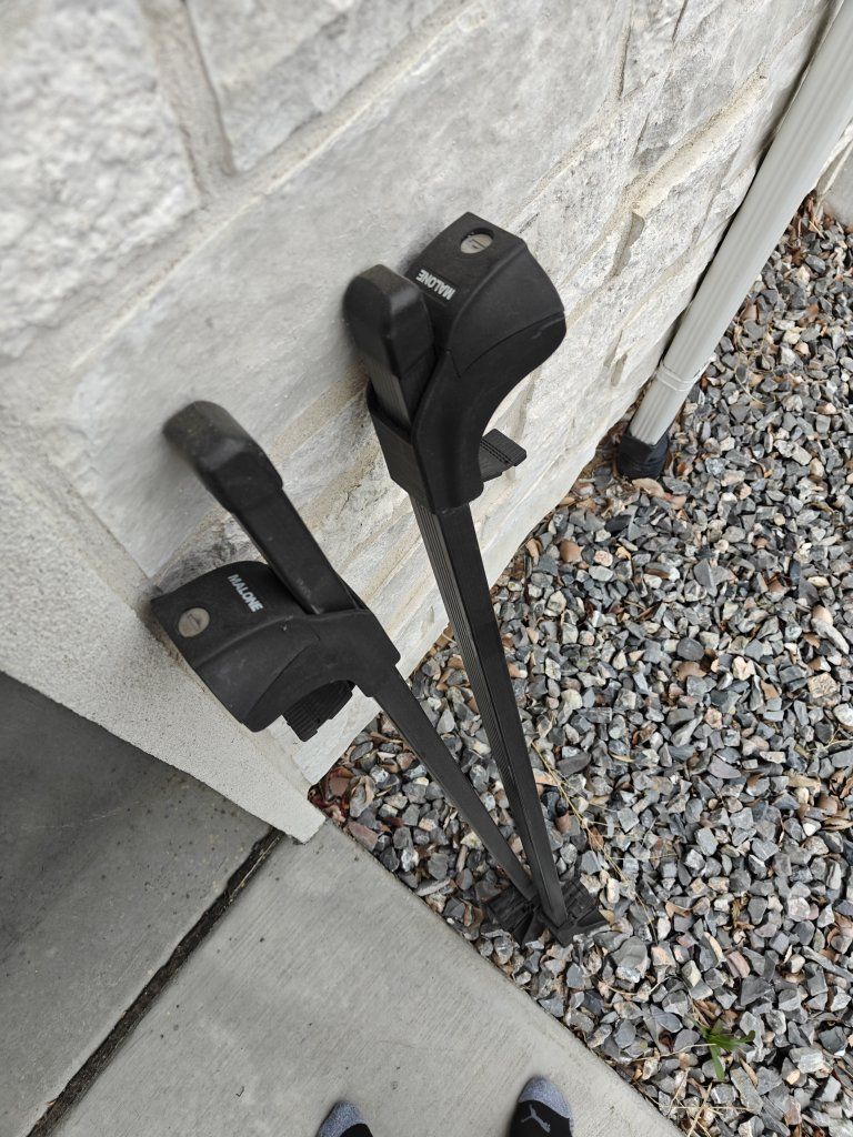 Malone SteelTop Roof Rack Crossbars – 50"