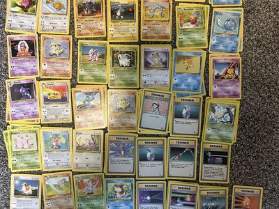 119 vintage base set 2 Pokemon cards
