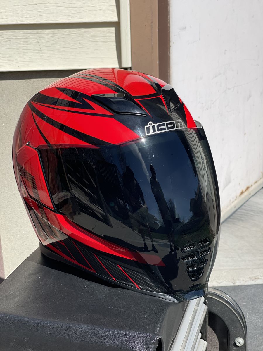 Icon Airflite Helmet + Cardo Packtalk Bold