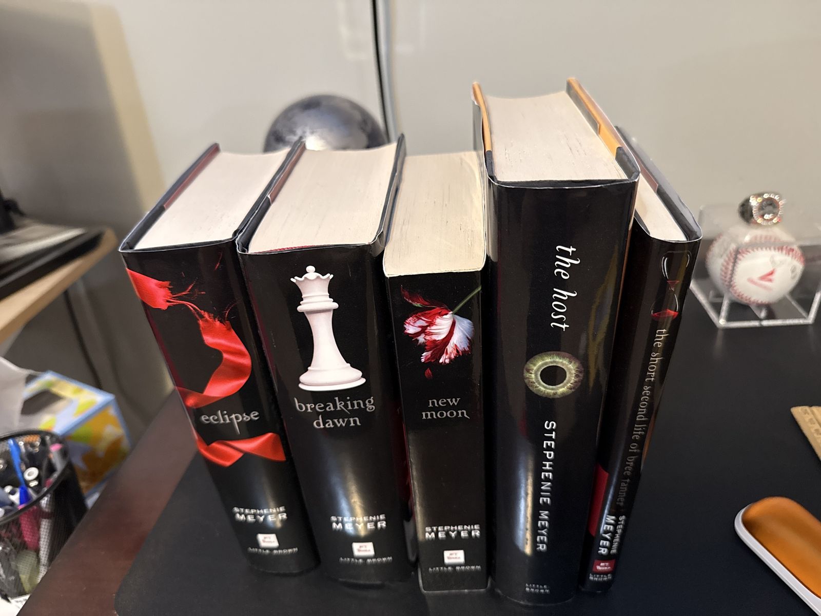 Stephaine Meyer - 5 Books