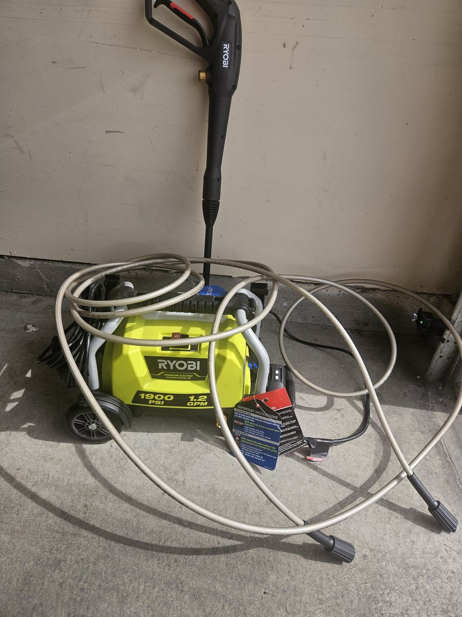 Pressure washer