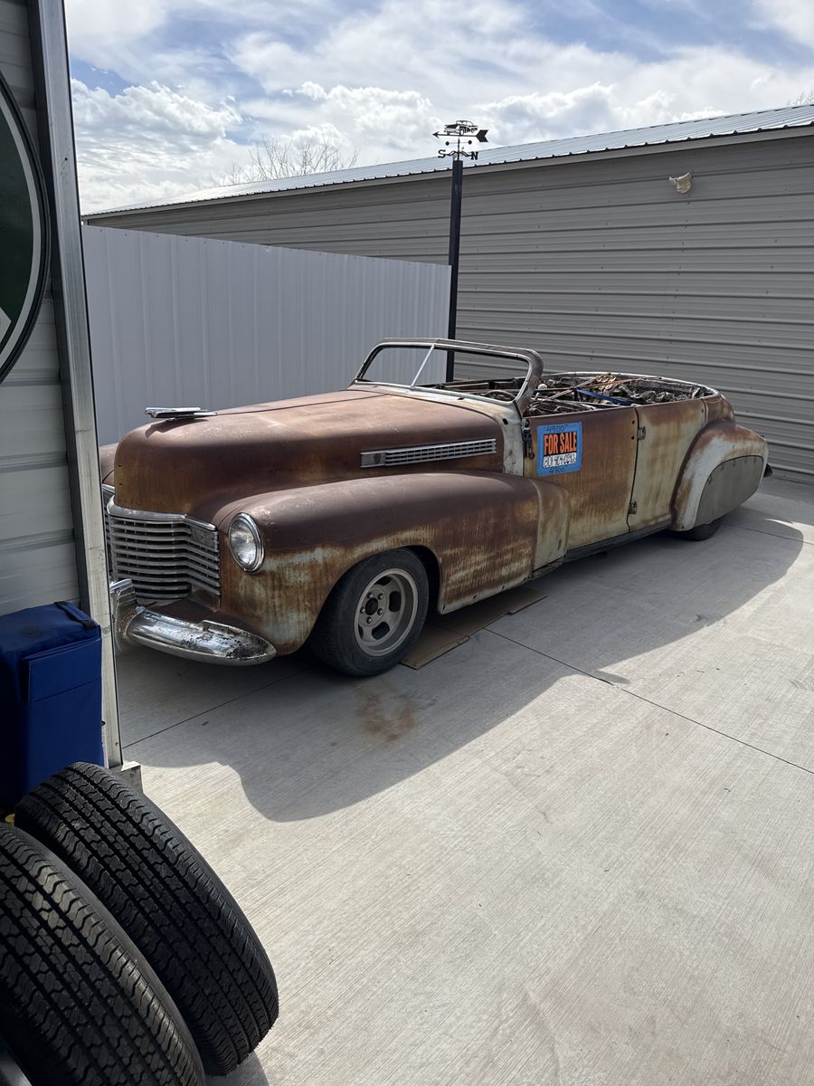 1941 Cadillac Convertible-Hot Tod