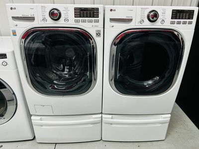Lg Steam Electric Front Load Set With Pedestals