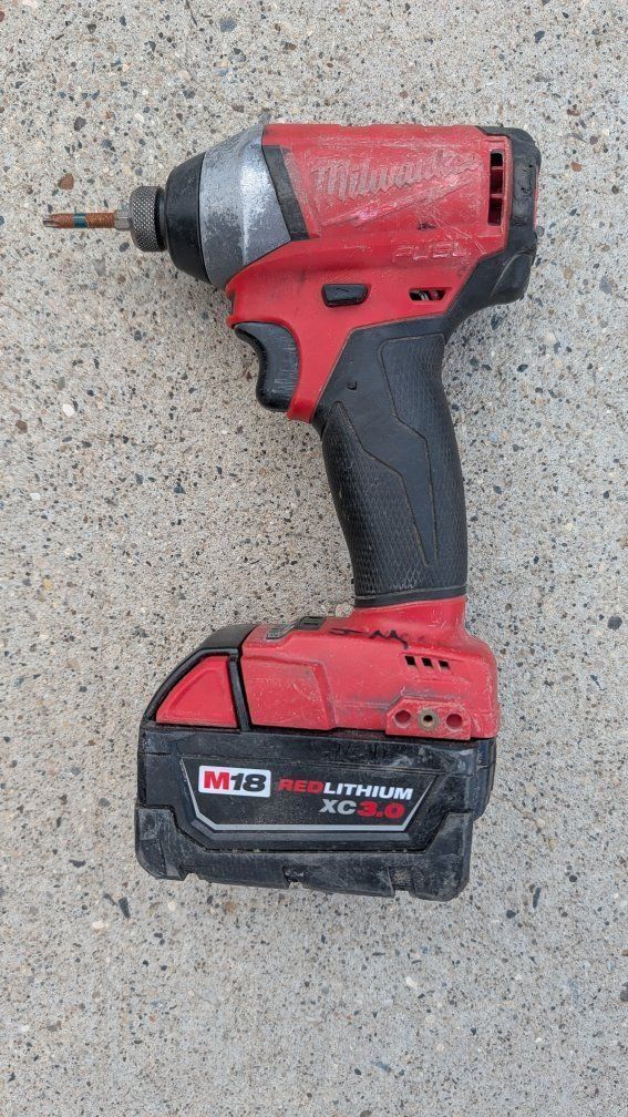 Milwaukee M18 Fuel Impact Driver with Battery