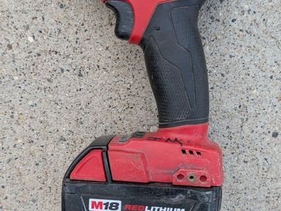 Milwaukee M18 Fuel Impact Driver with Battery