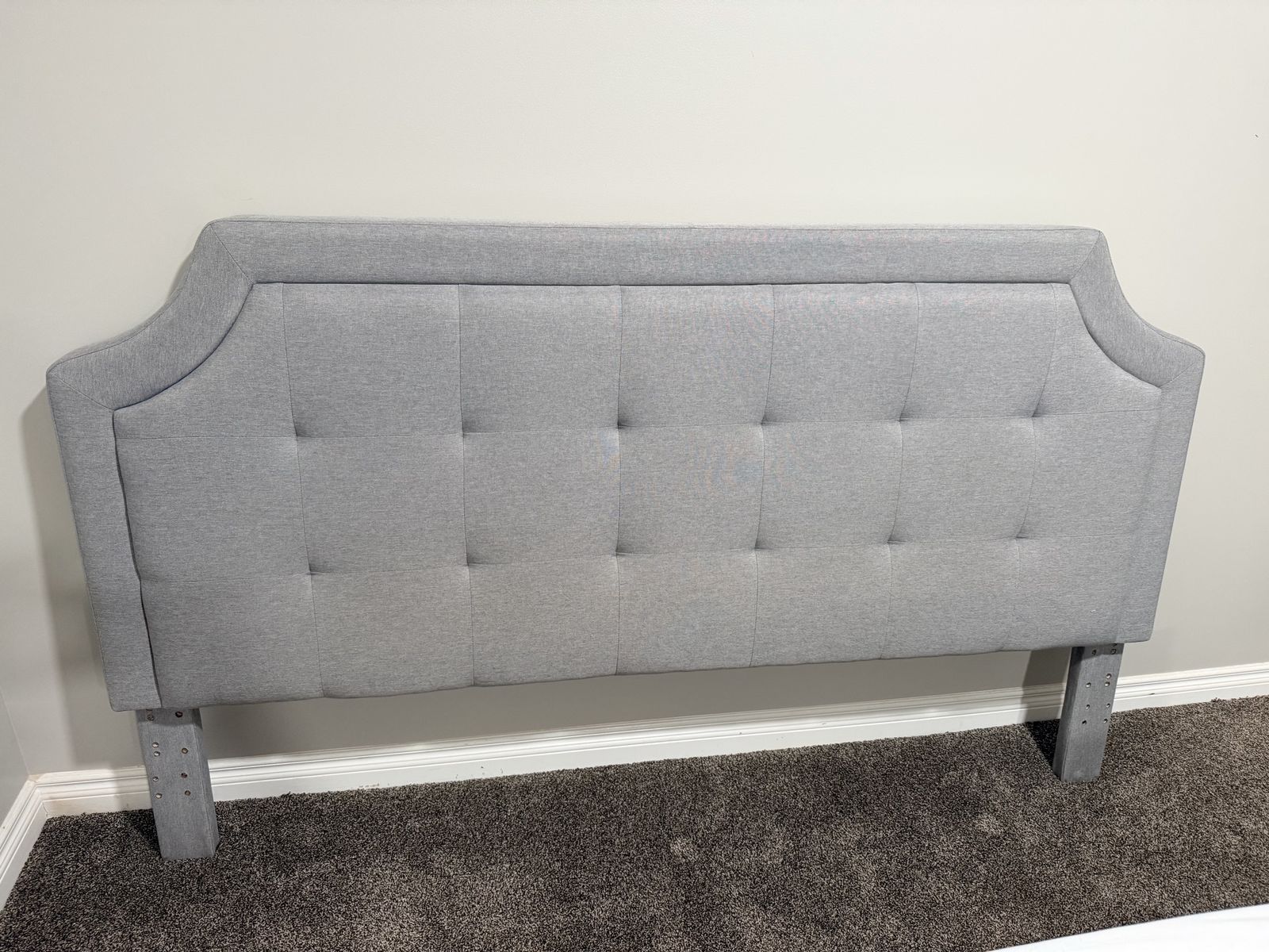 FREE King Size Gray Upholstered Tufted Headboard with Adjustable Legs - Excellent Condition
