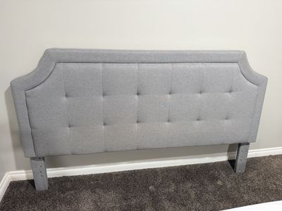 FREE King Size Gray Upholstered Tufted Headboard with Adjustable Legs - Excellent Condition