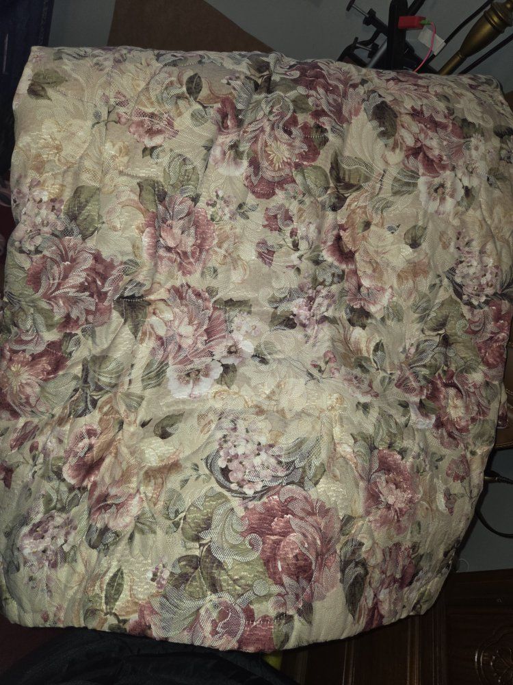Tapestry Floral Quilted King Bedspread