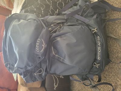 Osprey Atmos ag 65 size medium