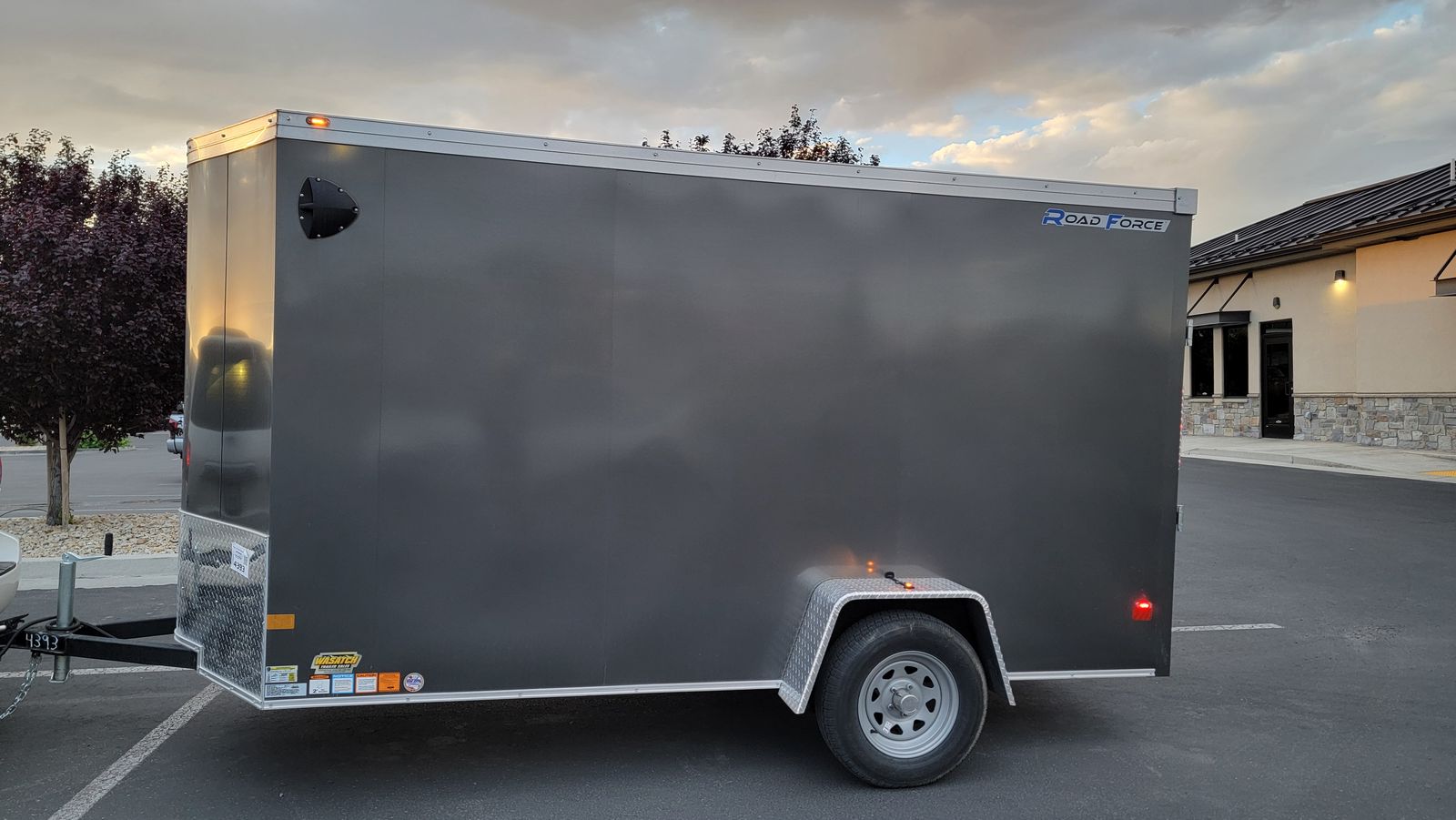 6x12 enclosed trailer for rent