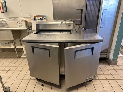 60 Prep Refrigerator for Smoothies, Sandwiches, Pizza, etc