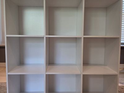 White Cubical Shelf