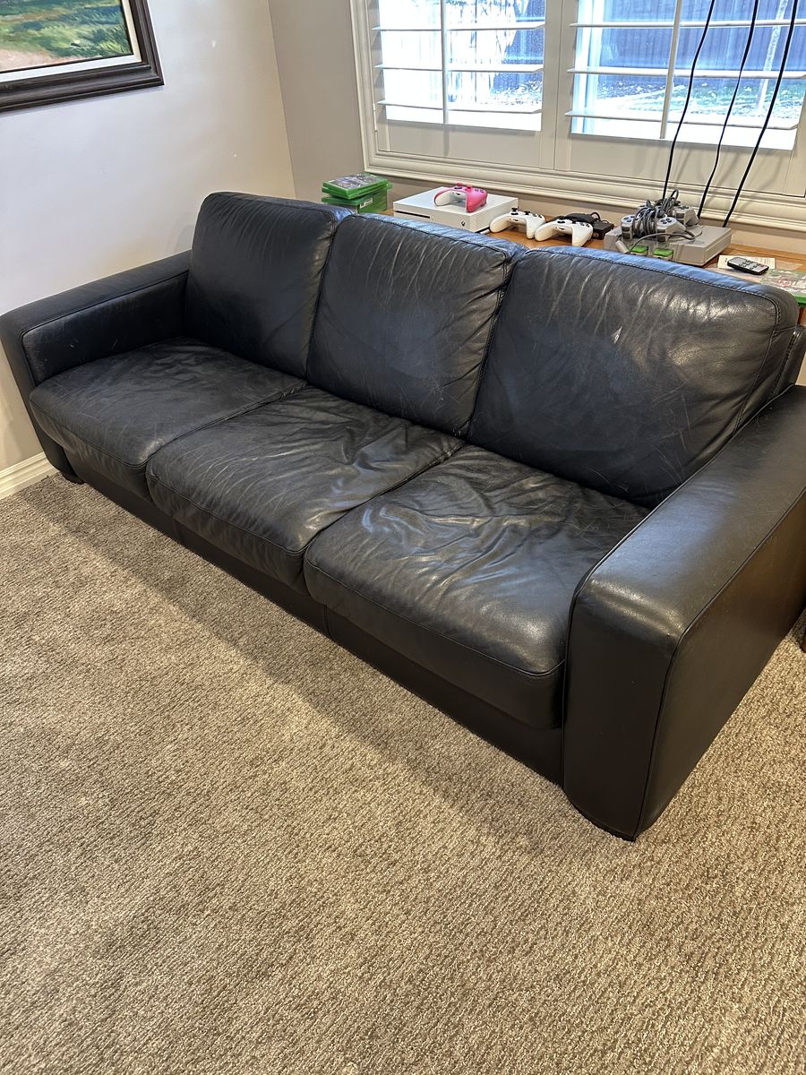 Free Lofgrens Leather Sofa