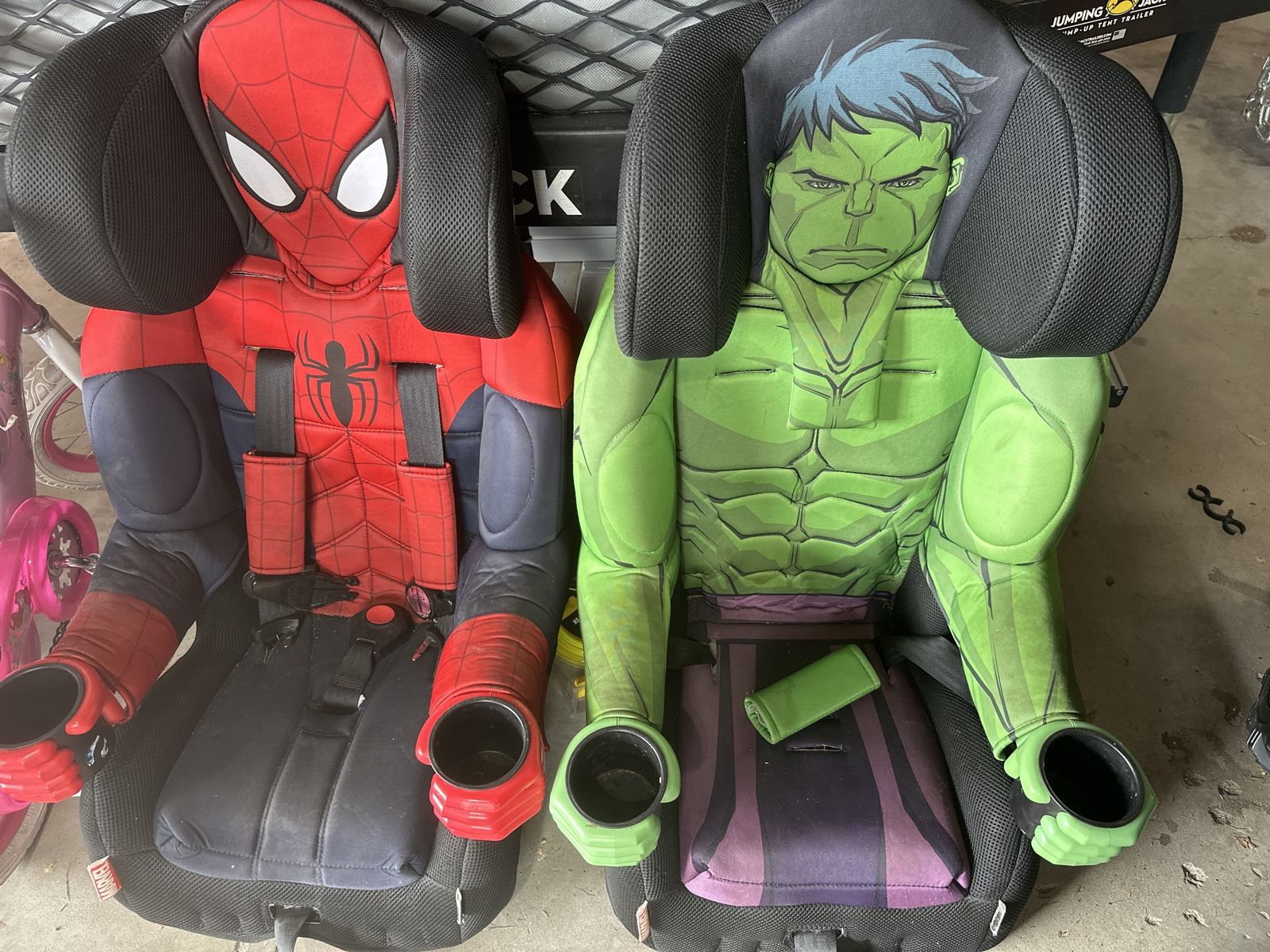 Spider-Man and Hulk Convertible Car Seat