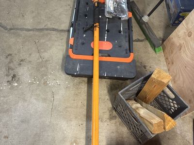Fiskars Extendable Pole Saw & Pruner with Power-Lever, 12ft Reach, for Tree Trimming