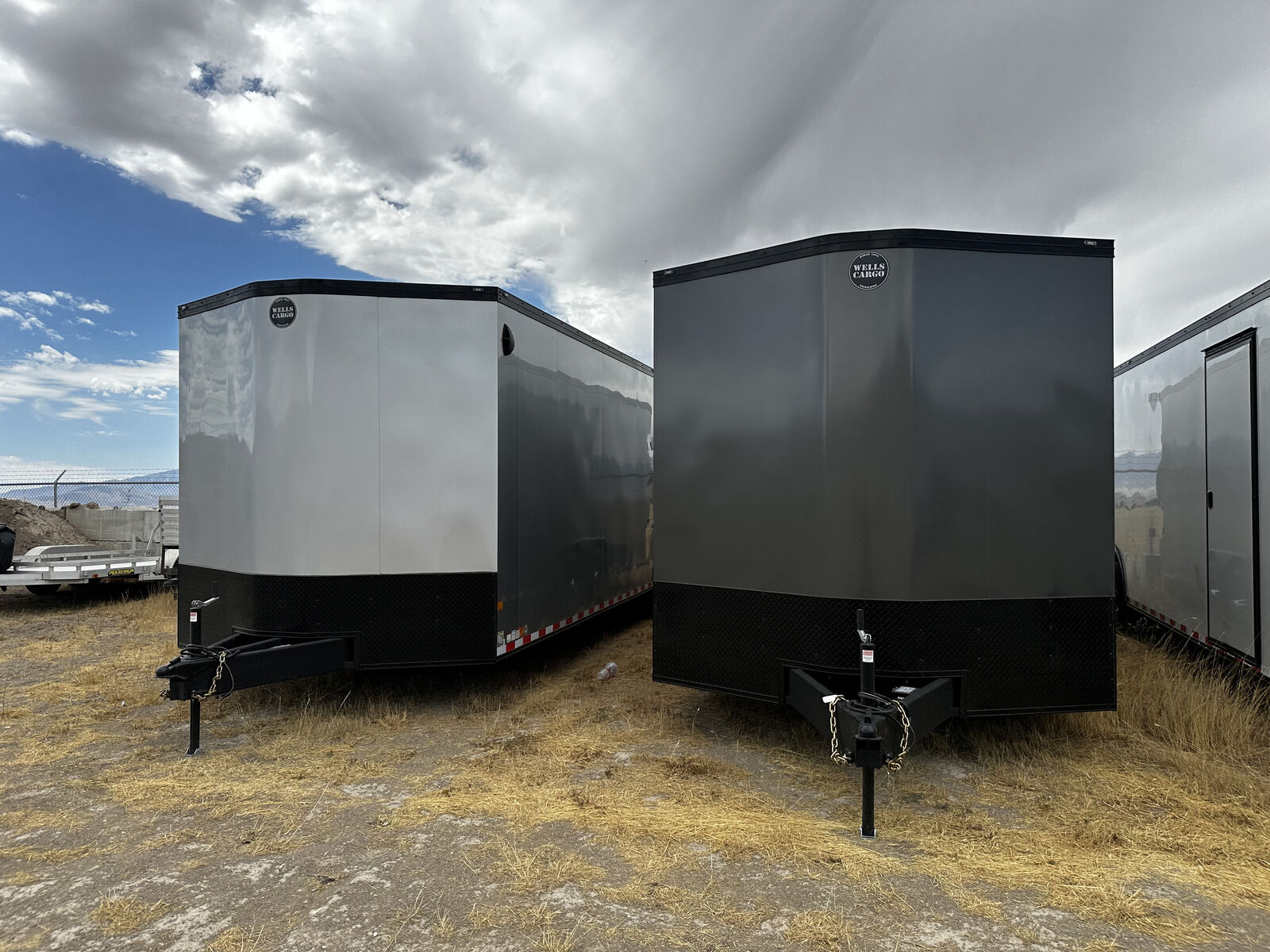 WELLS CARGO 8.5 X 28 EXTRA HEIGHT ROAD FORCE!