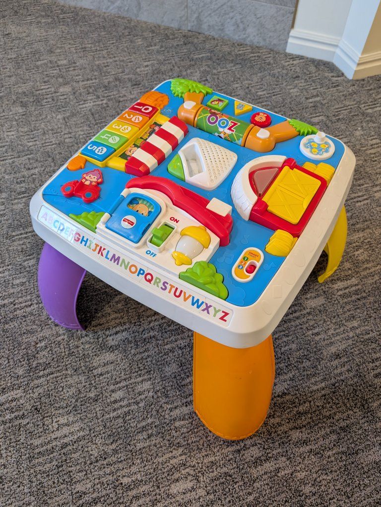 Baby Play Table