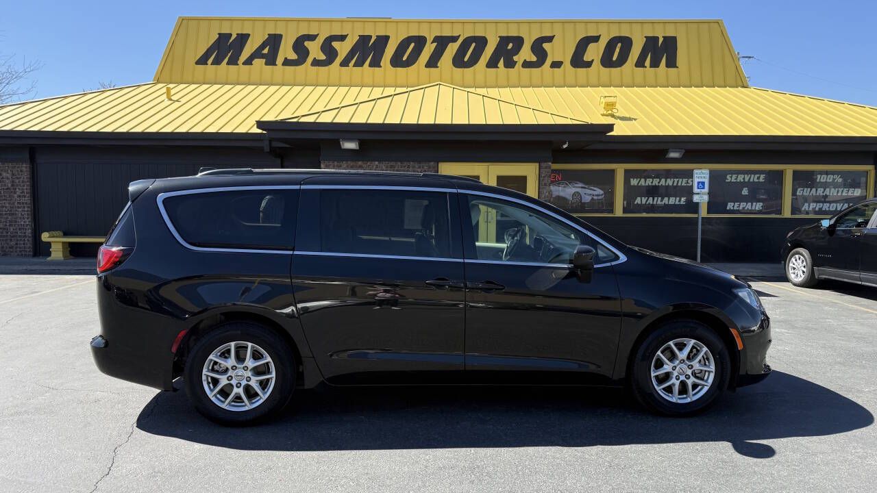 2021 Chrysler Voyager LXi